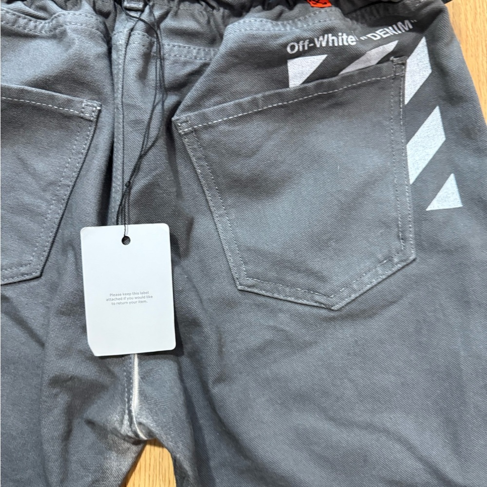 Off-White Dark Gray Relaxed Jeans - Picture 10 of 11